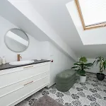 Ultra Luxury, 140m2, Sauna, Walk-in Wardrobe, Office