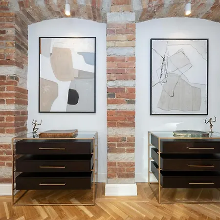 Apartman Ultra Luxury, 140m2, Sauna, Walk-in Wardrobe, Office