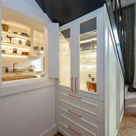 Ultra Luxury, 140m2, Sauna, Walk-in Wardrobe, Office Apartman *