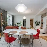 Ultra Luxury, 140m2, Sauna, Walk-in Wardrobe, Office